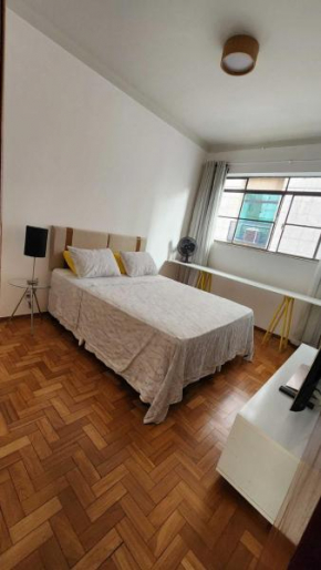 Quarto Queen Coração Savassi